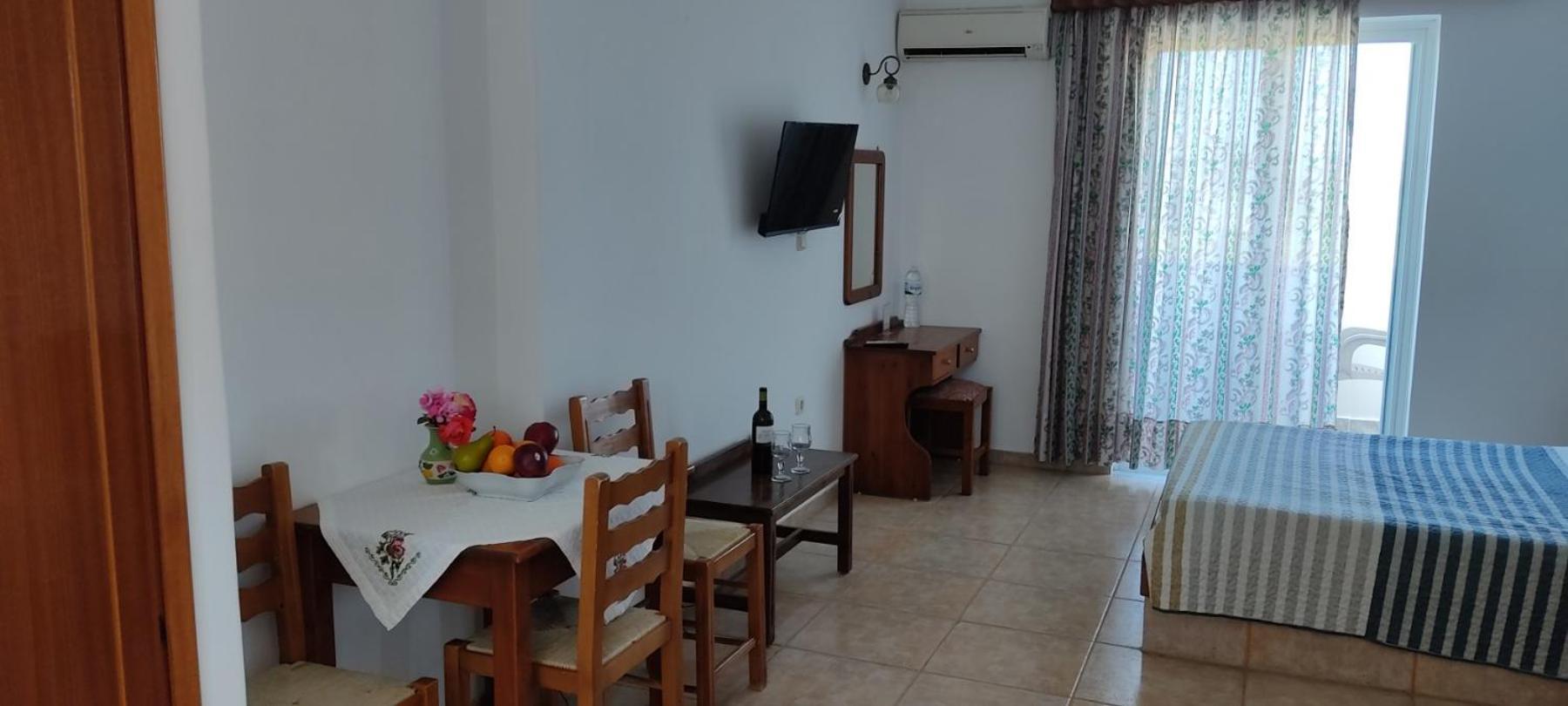 Venos Apartments Marmari  Extérieur photo